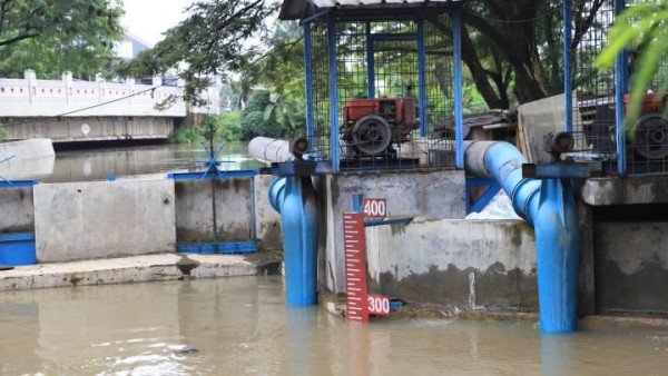 Tangerang Beri Peringatan Dini Banjir, 24 Titik Sungai Berstatus Awas