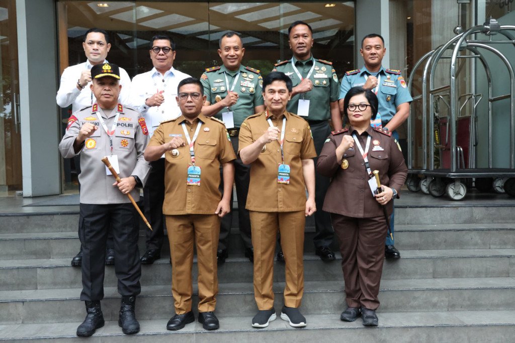 Andra-Dimyati Akselerasi 8 Program Pembangunan Banten dalam Setahun
